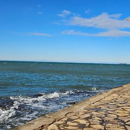 Apartment Sea View Renzzo Strunjan