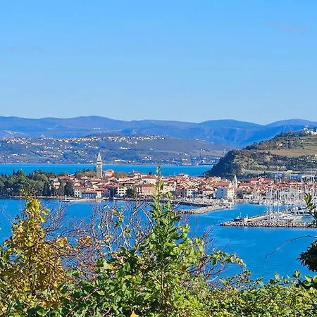 Sea View Renzzo Apartment *