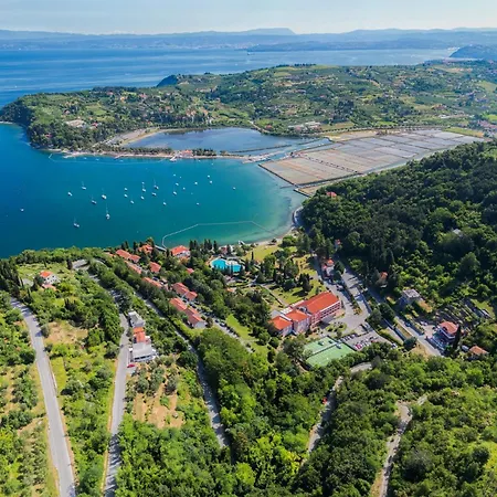 Sea View Renzzo Apartment *